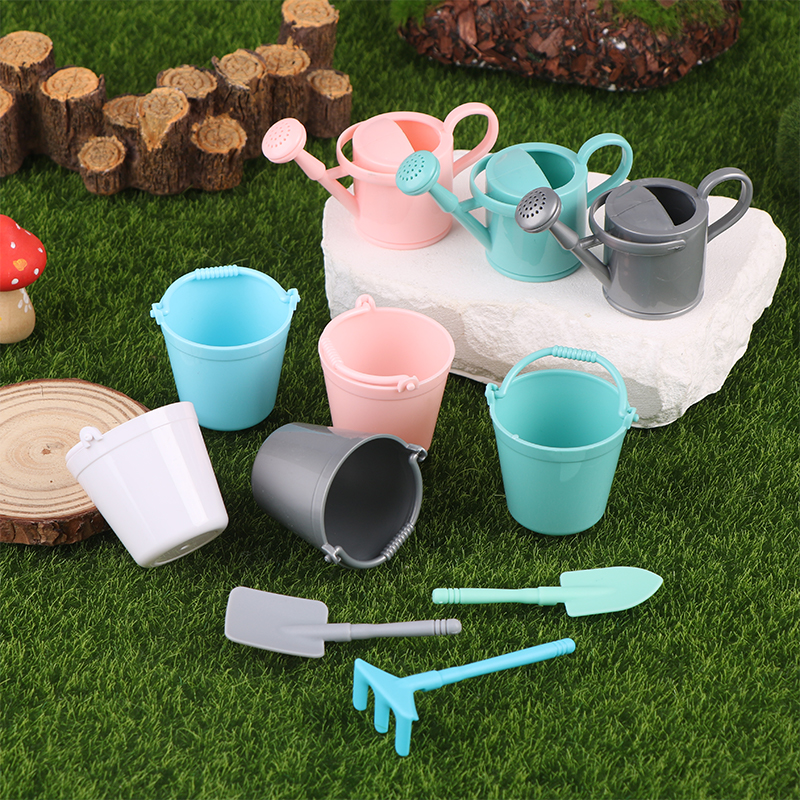 1:12 Dollhouse Miniature Water - Gardening Tools Watering Can avis et prix