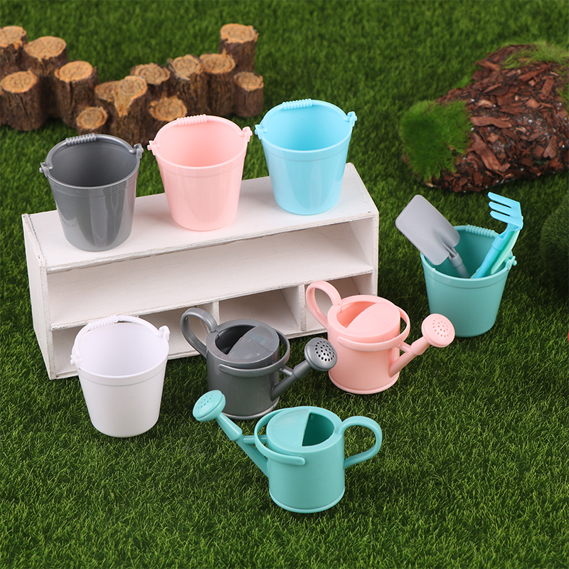 1:12 Dollhouse Miniature Water - Gardening Tools Watering Can avis et prix